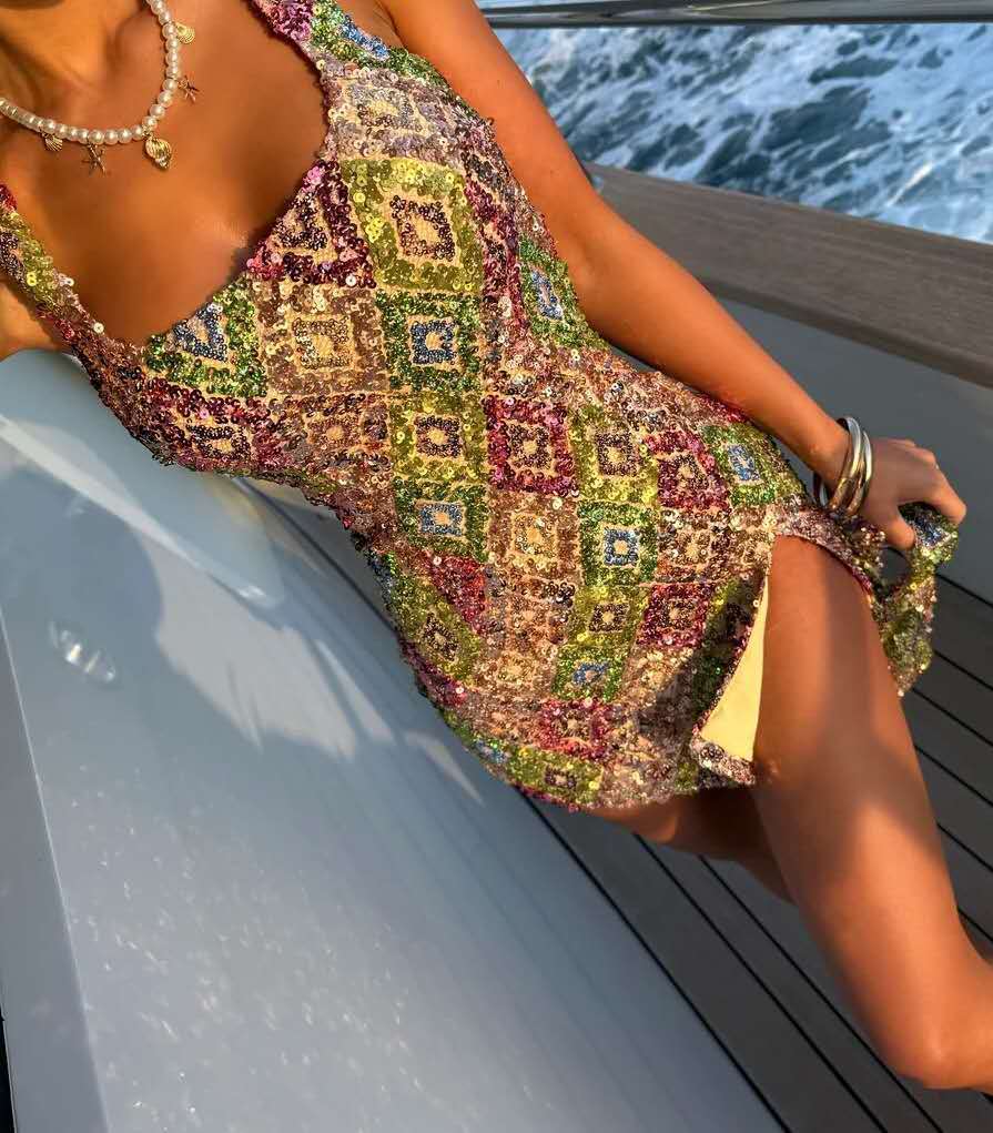 Women's Diamond Sequin Bodycon Mini Dress — Colorful Geometric Sequin Party Dress with Side Slit, Sparkle Sleeveless Club Dress S–XL in 15+ Colors
