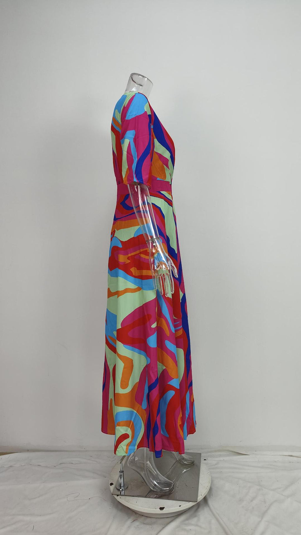 Women's V-Neck Floral Print Maxi Dress — Elegant Fit & Flare Long Dress with Wrap Neckline, Fitted Waistband & Flutter Sleeves, Boho Summer Evening Dress S–XXXL in 16 Prints